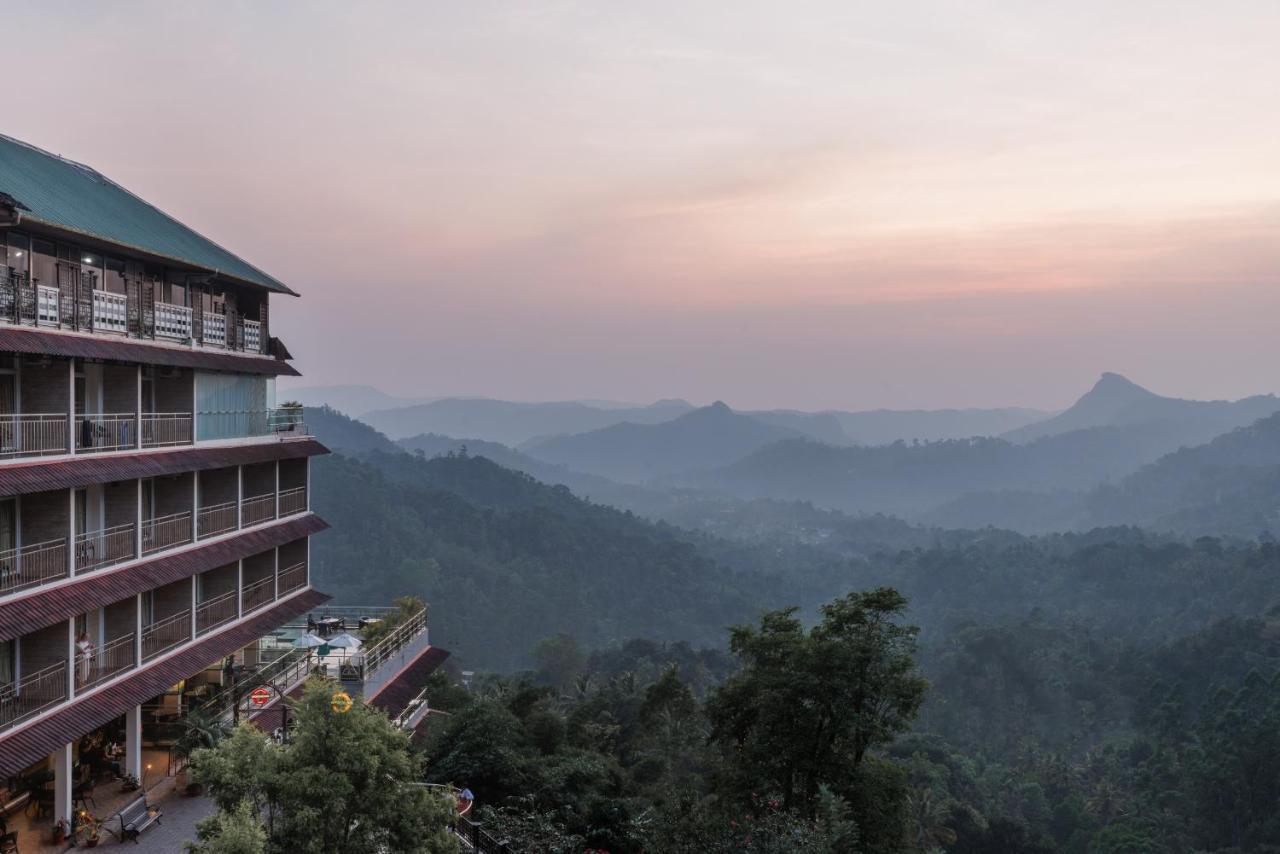 The Panoramic Getaway Hotel Munnar Luaran gambar View of the hotel