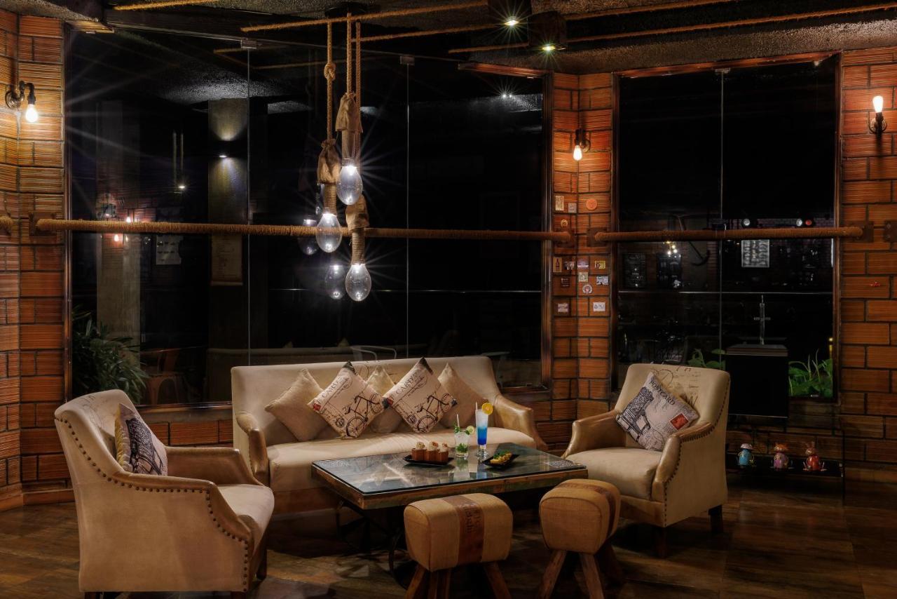 The Panoramic Getaway Hotel Munnar Luaran gambar The lounge at the hotel