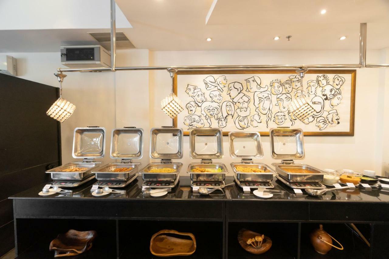 The Panoramic Getaway Hotel Munnar Luaran gambar A chafing dish buffet