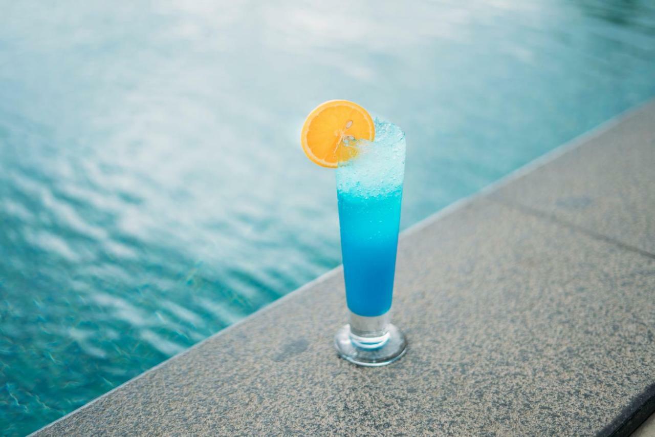 The Panoramic Getaway Hotel Munnar Luaran gambar Blue Hawaii
